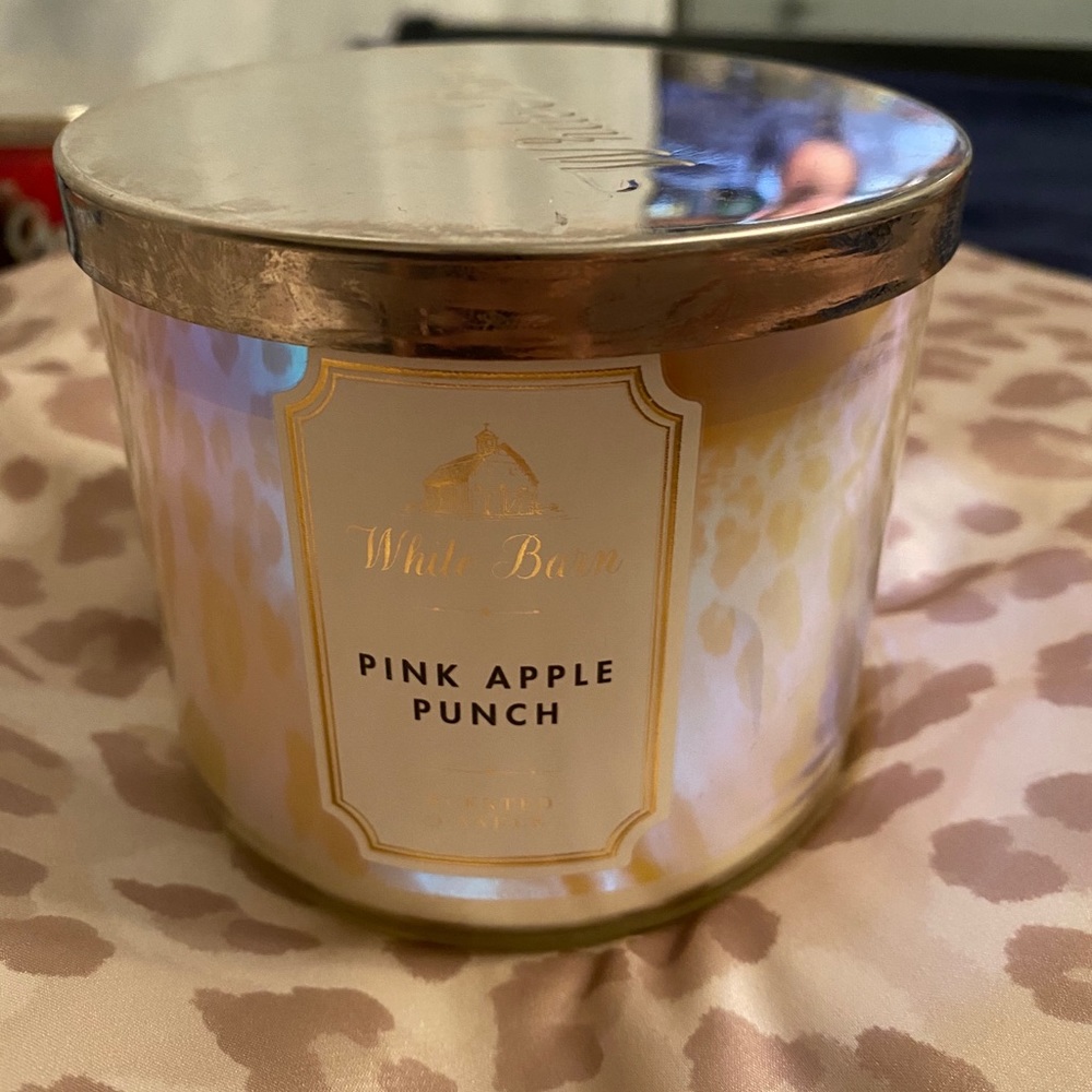 Bath and body works three wick candle